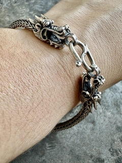 Pulseira Fecho de Dragão na internet