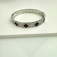 BRACELETE TREVO PRETO CRAVEJADO PRATA