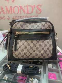 Bolsa Feminina com alça transversal ou de mão na internet