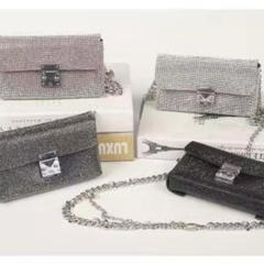 Bolsa pochete feminina strass porta celular na internet