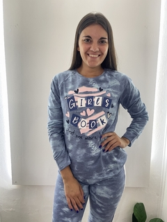 PIJAMA GIRLS BOOK en internet