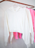 Moletinho cropped off-white na internet