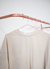 Cropped over bege - comprar online