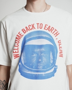 Remera Space en internet