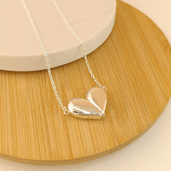 COLLAR IMANTADO CORAZON