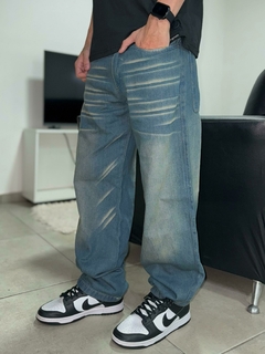 Jean Baggy Holan en internet