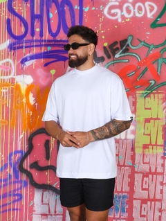 Camiseta Oversized Astronauta