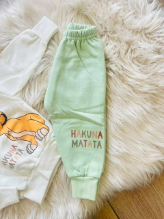 Conjunto frisado Simba bebé en internet