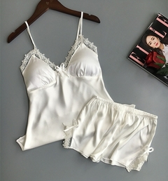Conjunto de dormir, short e blusinha - loja online