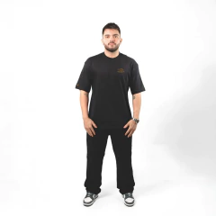 Imagem do Camiseta Oversized O Show Tem Que Continuar