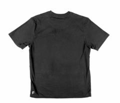 Camiseta Básica Quem não arrisca, não petisca Preta na internet