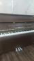 PIANO ACUSTICO FRITZ DOBBERT CAFÉ FD110 CF C/ BANQUETA REGULÁVEL na internet