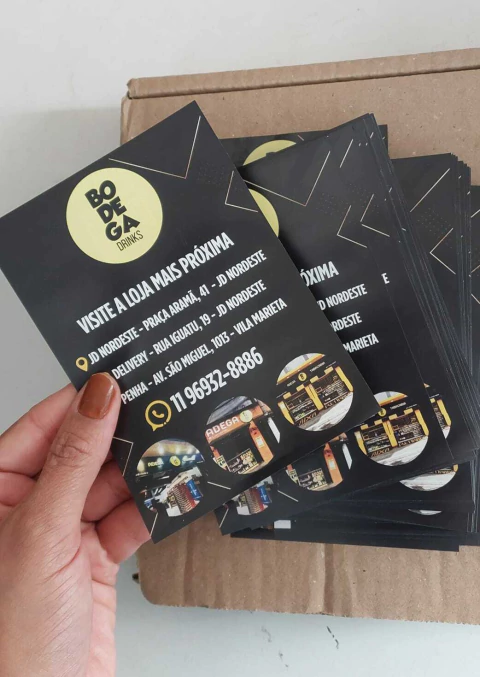 Panfletos 10x14 cm - Couché brilho - comprar online