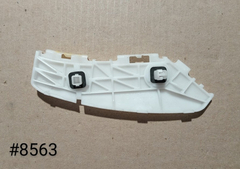 Guia Tras Der Toyota Yaris 2007-2016 #8563 5215552091 - PARTSFINDER AUTOPARTES