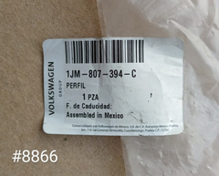 Guia Tras Der Vw Jetta 2008-2015 #8866 1jm807394c - PARTSFINDER AUTOPARTES