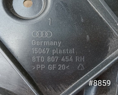 Guia Tras Der Audi A5 2008-2017 #8859 8t0807572 - PARTSFINDER AUTOPARTES