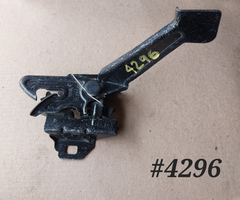 Chapa De Cofre Cadillac Deville 2000-2005 #4296 en internet