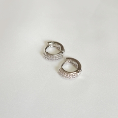 Brinco de Argola Articulada Cravejada P - Ródio - comprar online