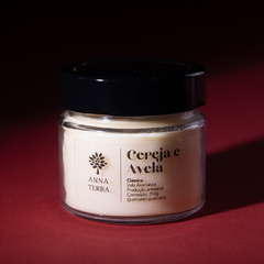 Vela clássica cereja e avelã