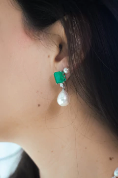 Brinco esmeralda e pérola na internet