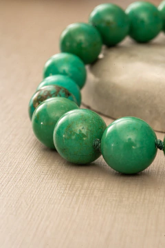 Colar Pedras Redondas 15m Turquesa Verde Tam. 40 - Duas Joias