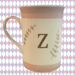 Imagem do Caneca porcelana inicial em ouro e aquarela