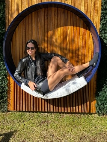 Conjunto corta vento com short preto