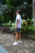 Camiseta masculina branca com listra lateral