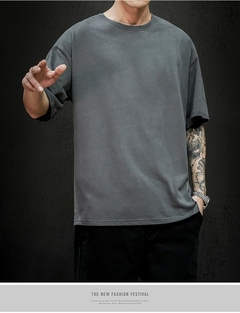 Camiseta Masculina Streetwear na internet