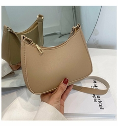 Bolsa Casual Feminina na internet