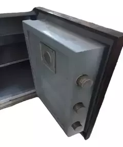 Caja Fuerte Antigua Pesada De Seguridad Guarda Valor Detalle (Usado) - Shop Center Chivilcoy