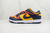 Off-White x Dunk Low 'University Gold' na internet