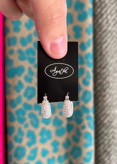Aros Brill en internet
