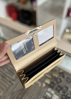 Billetera Becca en internet