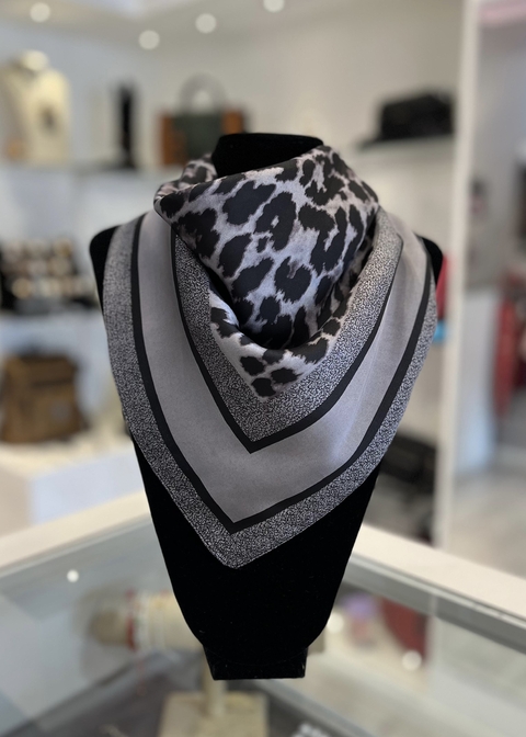 Pañuelo Gadot - comprar online