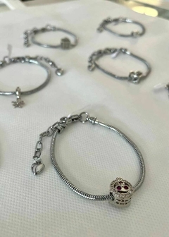 Pulsera Pandora en internet