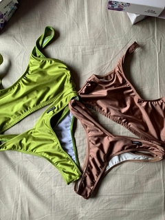 BIKINI ELOISE en internet