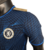 camisa-23_24-Chelsea-away-nike-azul-claro-escuro-2-ii-original-lisa-jogador-personalizada-2023-2024-preto-preta-branca-branco-drake-thiago-silva-sterling-footbal-harvertz-premier-league-premier-league-gola-v-tilty-apostas-betano-enzo-fernandes