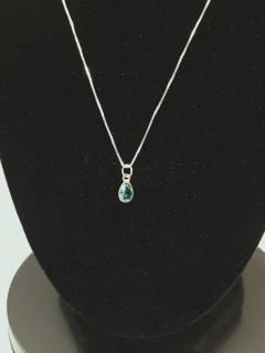 Colar com Gota Azul 45cm