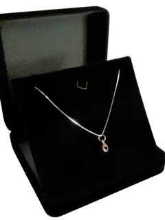 Elegante e Delicado: Colar Ponto de Luz Rosa em Prata 925 - loja online