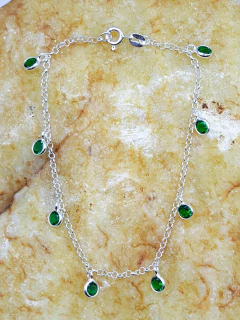 Detalhe da Pulseira de Prata com Zircônia