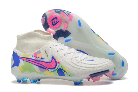CHUTEIRA NIKE PHANTOM LUNA II FG - Campo - comprar online