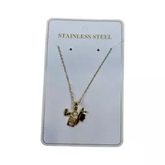 Cadena Dorada c/ Dije Stainless Steel 151805 - Distribuidora Coral