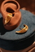 Brinco Abraci Ear Hook Compasso na internet