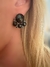 Brinco banhado a ouro 18k obsidiana cravejada com zirconias - comprar online