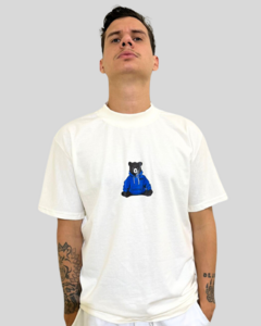 Camiseta Oversized Bear Blue Frente cor Off White