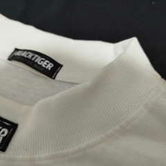Camiseta Oversized Classic Off White BLACKTIGER - BLACKTIGER