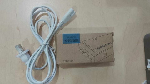 Sinloon Fuente de alimentación led estándar con enchufe de 2 clavijas, cable de 4.9 pies.