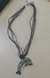 Collar con colgante de delfín