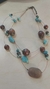 Collar de piedras azules con café - comprar en línea